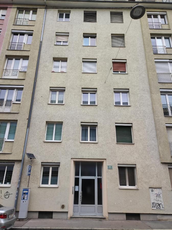 Service Apartment Direkt Neben Hauptbahnhof Graz Bagian luar foto